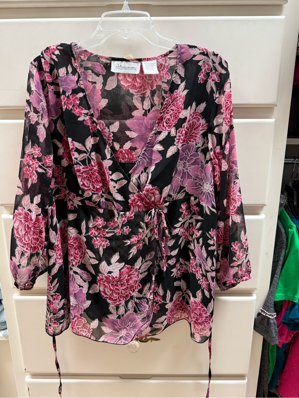 Ladies maternity oh mamma floral V-neck lightweight long flowy sleeve top large